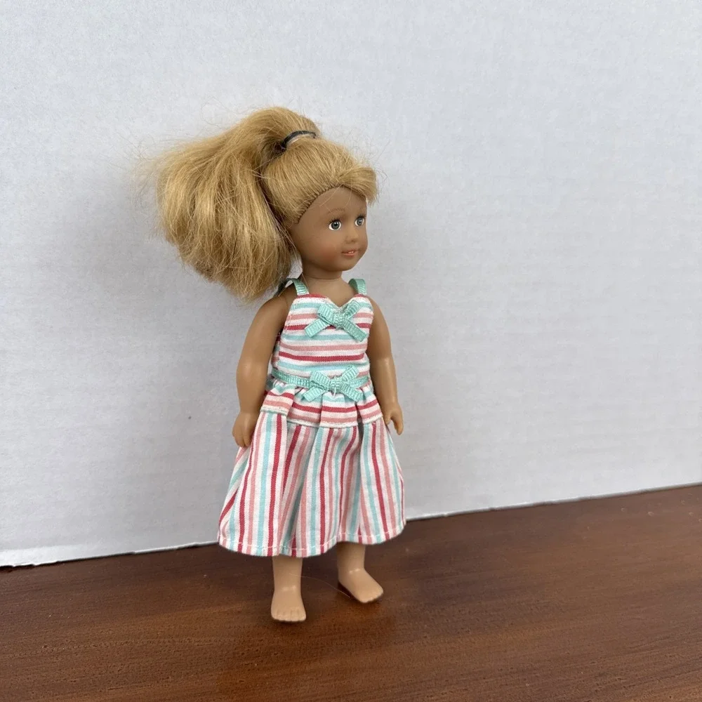 American Girl Maryellen‎ Doll And 2 Book Set